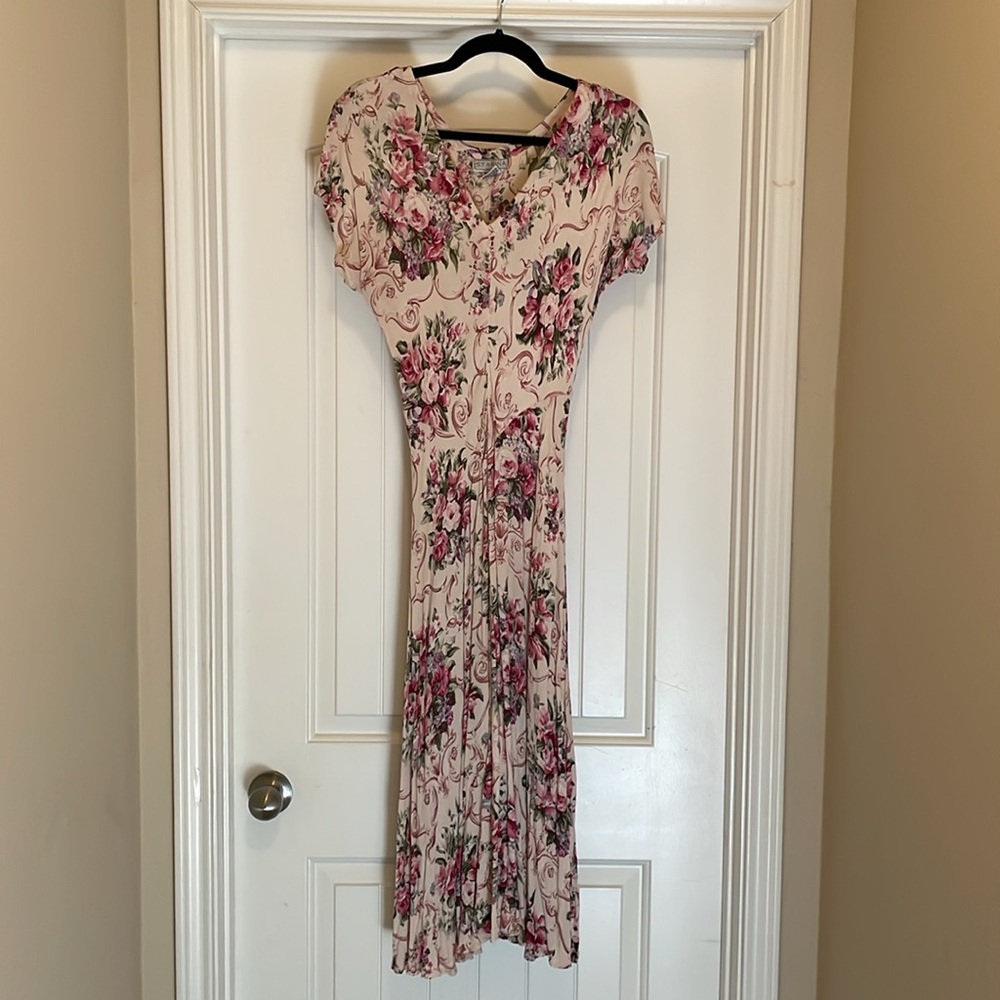 Vintage 90’s Floral Midi Dress Realisation Vibes